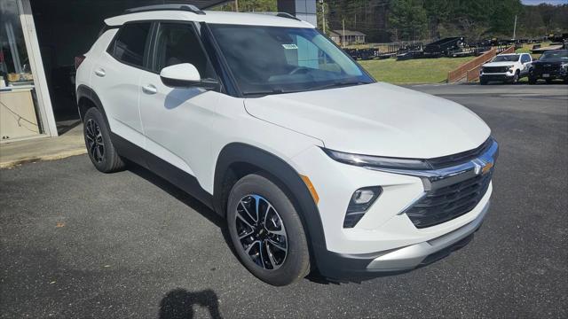 new 2025 Chevrolet TrailBlazer car, priced at $26,675