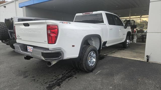 new 2025 Chevrolet Silverado 3500 car, priced at $72,330