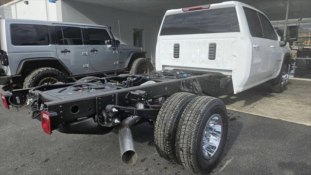 new 2025 Chevrolet Silverado 3500 car, priced at $70,583