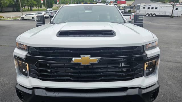 new 2025 Chevrolet Silverado 3500 car, priced at $62,073