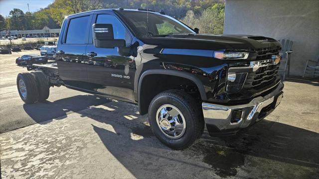 new 2025 Chevrolet Silverado 3500 car, priced at $70,583