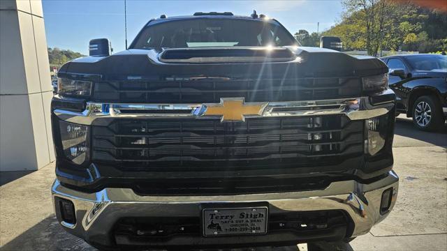 new 2025 Chevrolet Silverado 3500 car, priced at $70,583