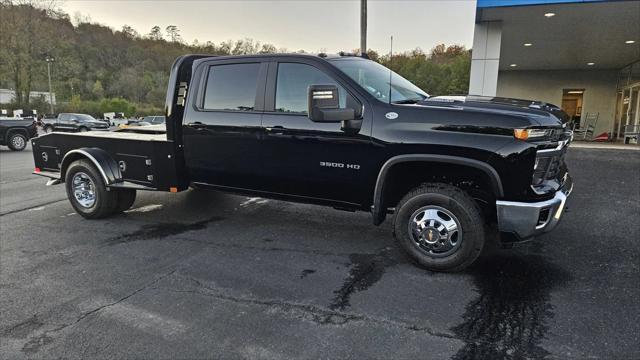 new 2025 Chevrolet Silverado 3500 car, priced at $71,238