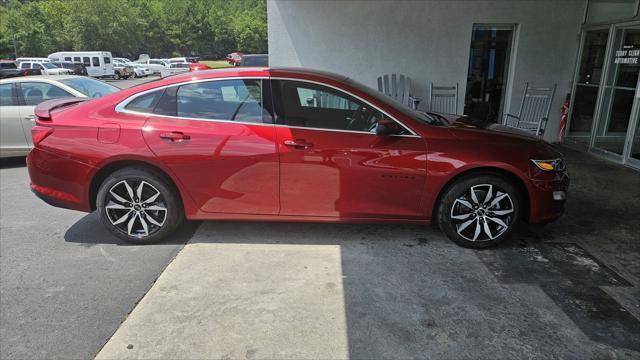 new 2025 Chevrolet Malibu car, priced at $29,030