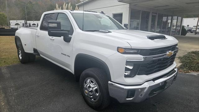 new 2025 Chevrolet Silverado 3500 car, priced at $76,470