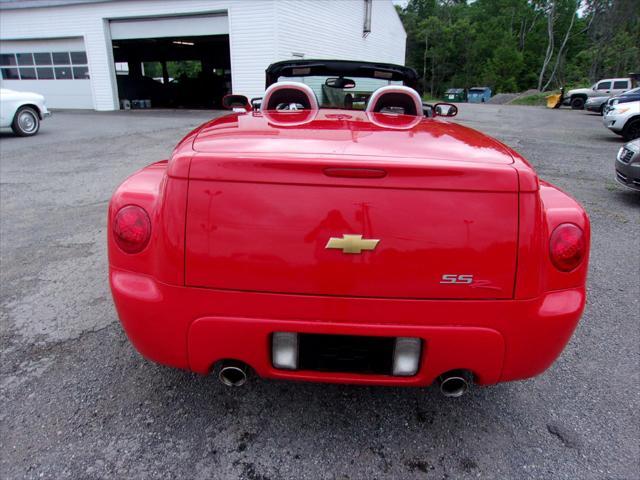 used 2004 Chevrolet SSR car, priced at $29,995