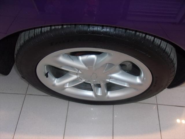 used 2004 Chevrolet SSR car