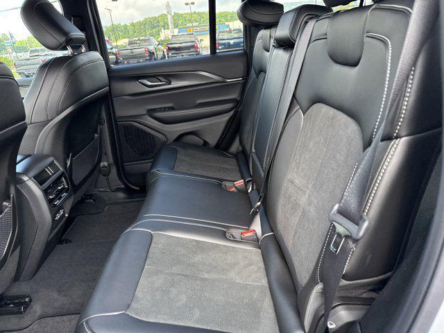 new 2025 Jeep Grand Cherokee car, priced at $43,534