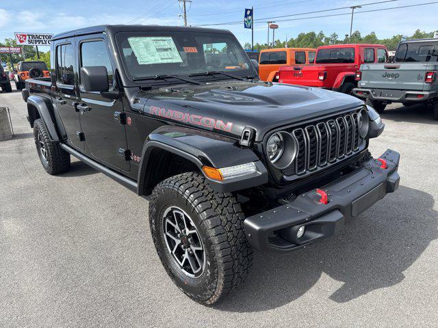 new 2025 Jeep Gladiator car, priced at $55,975