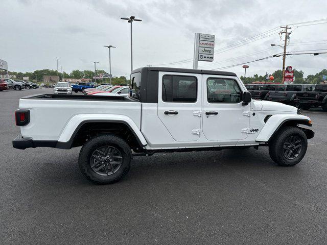 new 2024 Jeep Gladiator car, priced at $45,002