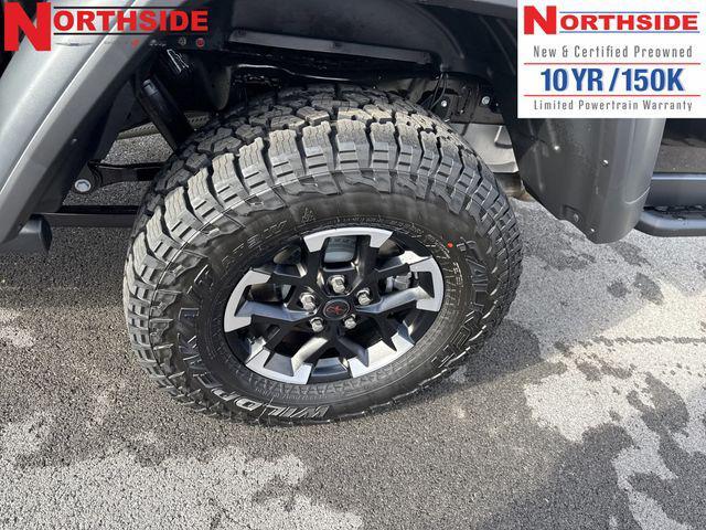 new 2026 Jeep Gladiator car, priced at $55,165