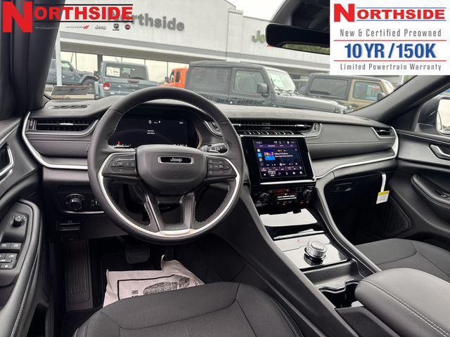 new 2025 Jeep Grand Cherokee L car, priced at $38,995