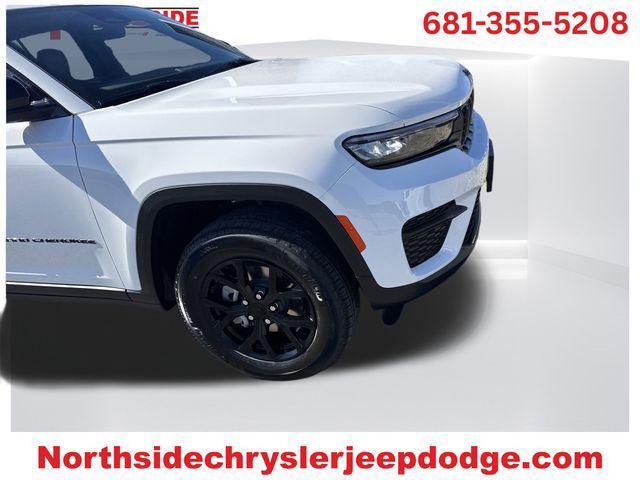 new 2025 Jeep Grand Cherokee car, priced at $44,194