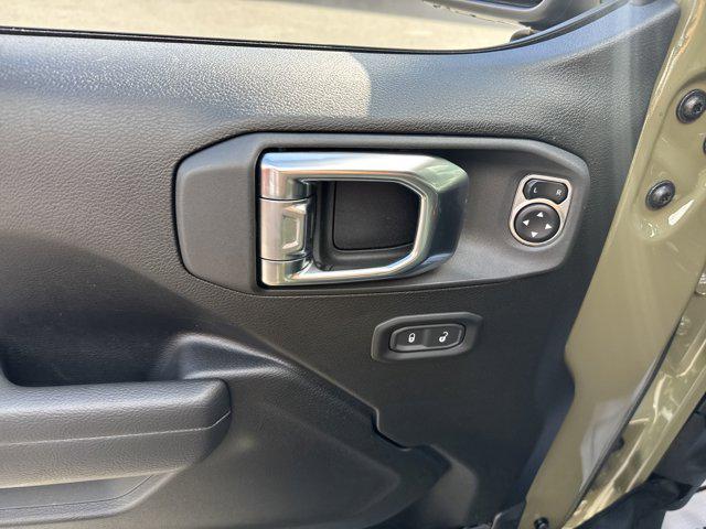 new 2025 Jeep Wrangler car, priced at $42,950