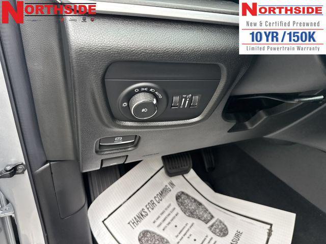 new 2025 Jeep Grand Cherokee L car, priced at $46,032