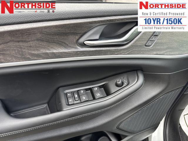 new 2025 Jeep Grand Cherokee L car, priced at $46,032