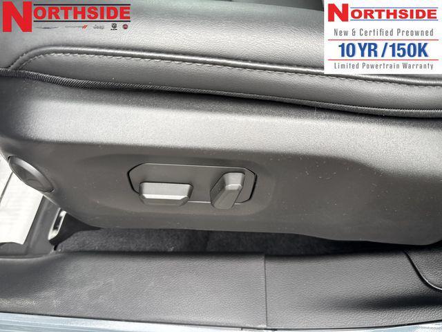 new 2025 Jeep Gladiator car, priced at $52,652