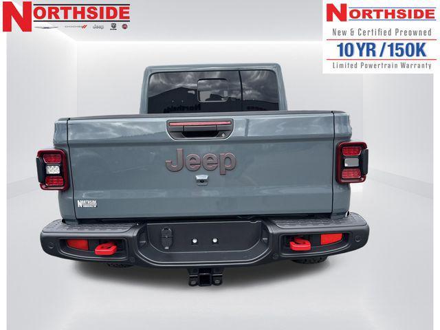 new 2025 Jeep Gladiator car, priced at $52,652