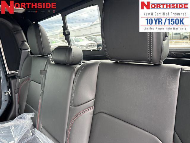 new 2025 Jeep Gladiator car, priced at $52,652