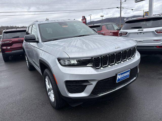 new 2025 Jeep Grand Cherokee car, priced at $41,470