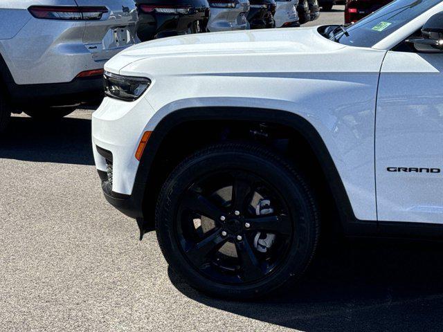 new 2025 Jeep Grand Cherokee L car, priced at $48,075