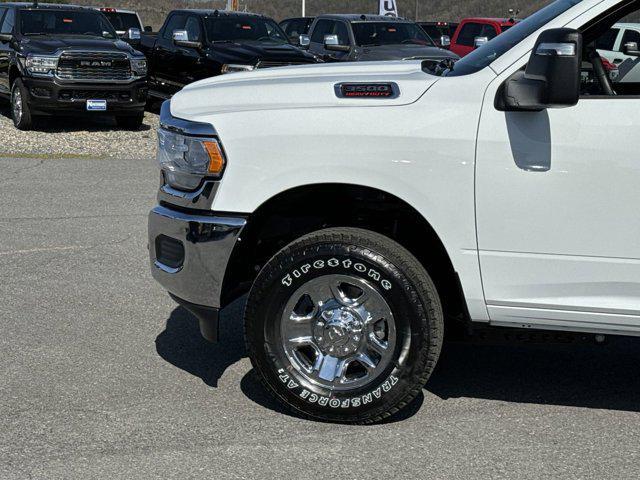 new 2024 Ram 3500 car, priced at $53,392