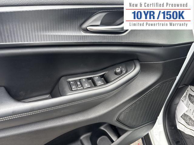 used 2024 Jeep Grand Cherokee car, priced at $36,295