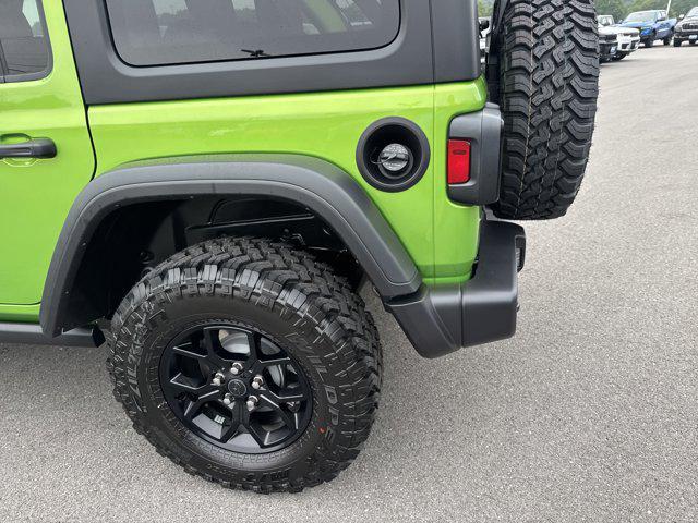 new 2025 Jeep Wrangler car, priced at $48,634
