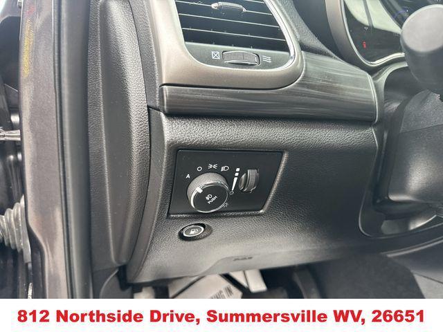 used 2021 Jeep Grand Cherokee car, priced at $26,495