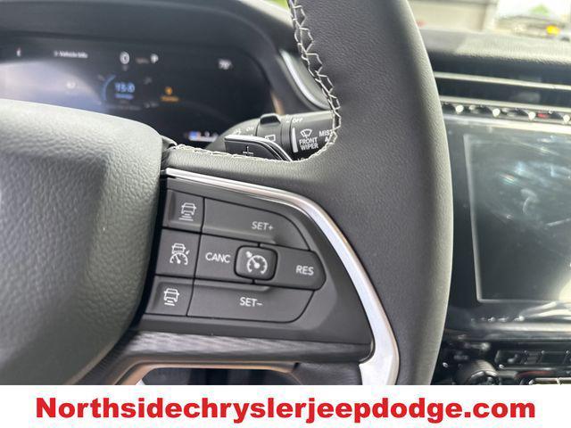 new 2025 Jeep Grand Cherokee car, priced at $40,884