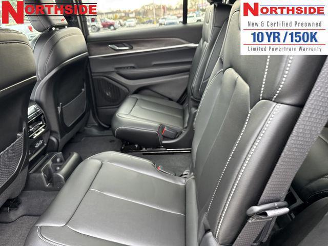 new 2025 Jeep Grand Cherokee L car, priced at $46,032