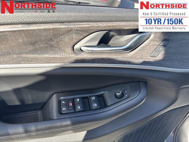 new 2025 Jeep Grand Cherokee L car, priced at $40,245