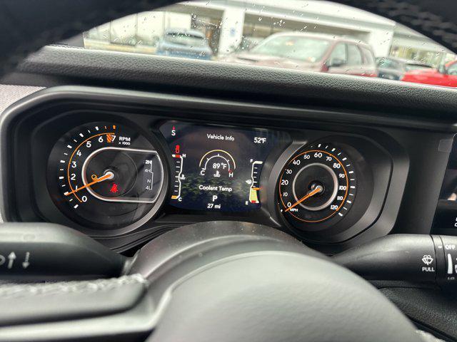 new 2025 Jeep Gladiator car, priced at $50,380