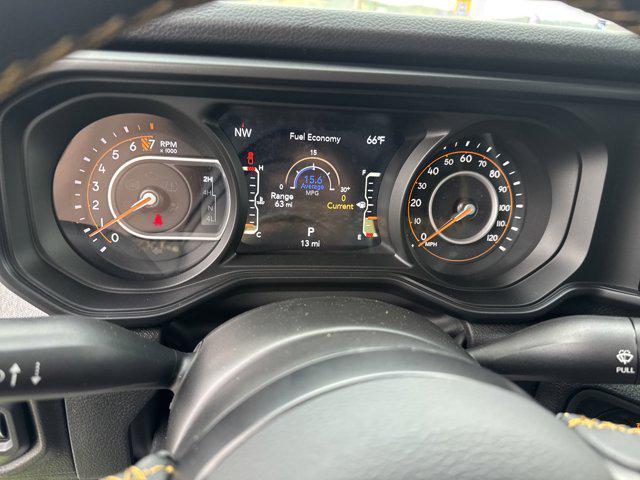 new 2025 Jeep Gladiator car, priced at $48,632
