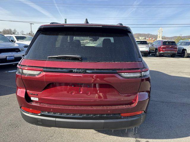 new 2025 Jeep Grand Cherokee car, priced at $43,530