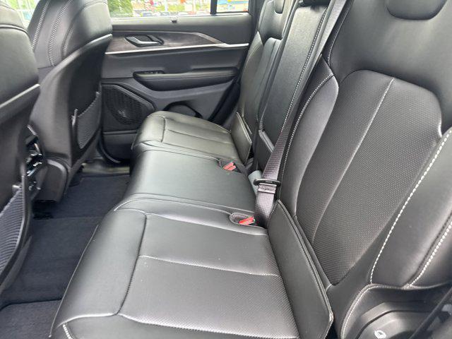 new 2025 Jeep Grand Cherokee car, priced at $50,751