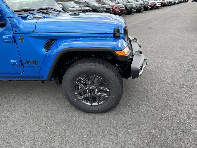 new 2024 Jeep Gladiator car, priced at $40,813