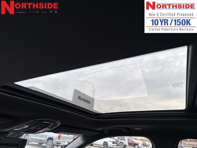 new 2025 Jeep Grand Cherokee car, priced at $48,650