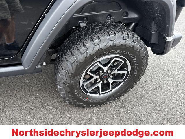 new 2025 Jeep Wrangler car, priced at $57,564