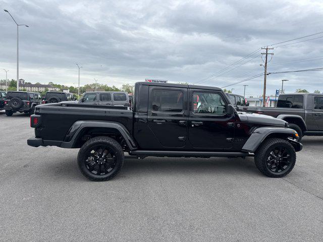 new 2025 Jeep Gladiator car, priced at $45,830