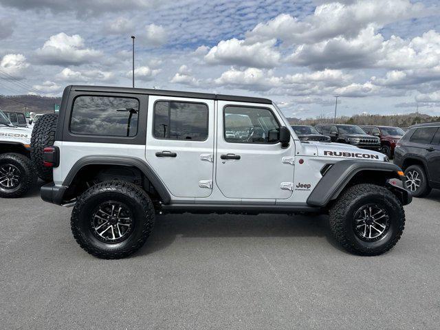 new 2024 Jeep Wrangler car, priced at $59,737