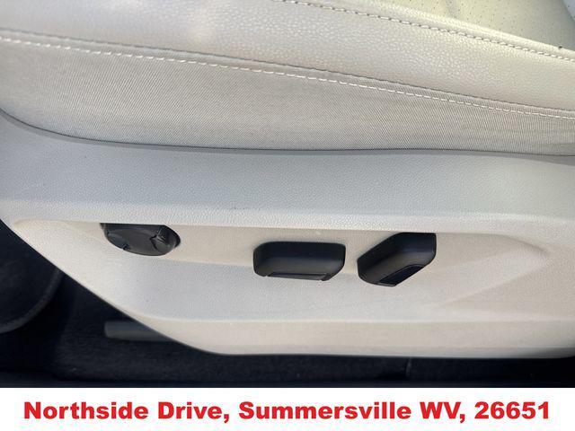 used 2023 Volkswagen Atlas car, priced at $28,676