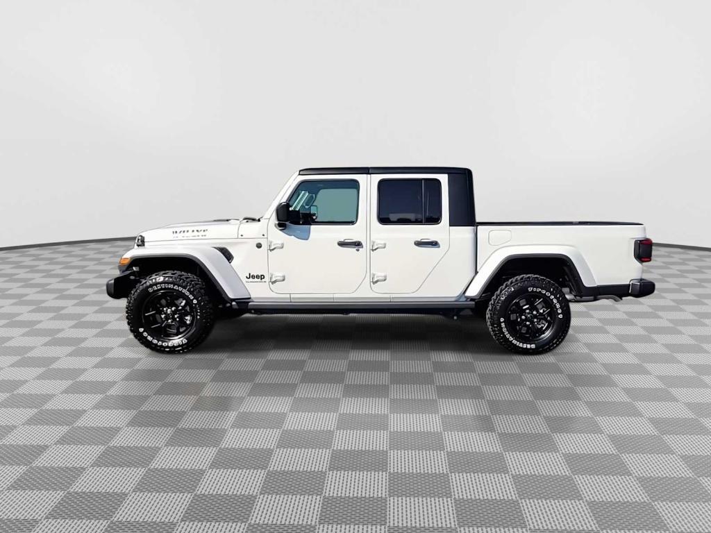 new 2025 Jeep Gladiator car, priced at $48,352