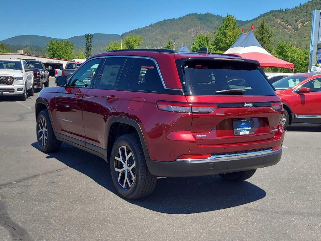 new 2025 Jeep Grand Cherokee car, priced at $48,748