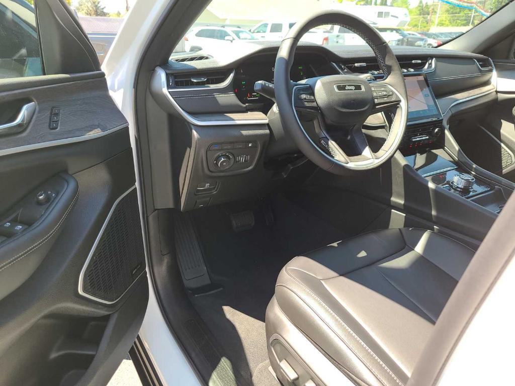 new 2024 Jeep Grand Cherokee 4xe car, priced at $57,999