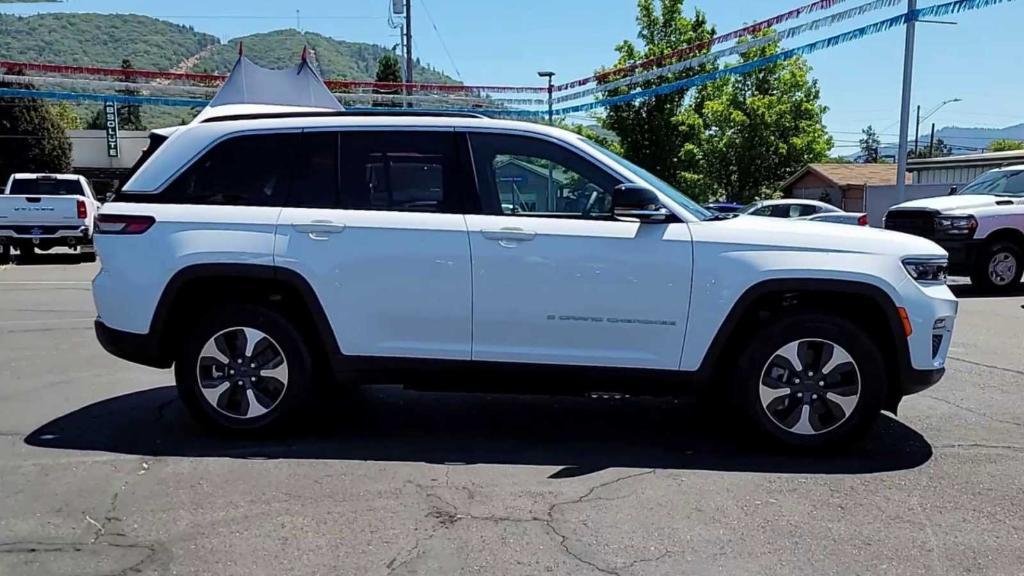 new 2024 Jeep Grand Cherokee 4xe car, priced at $57,999