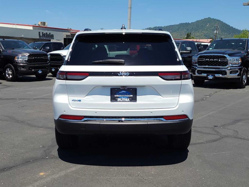 new 2024 Jeep Grand Cherokee 4xe car, priced at $57,999