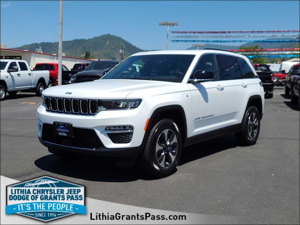 new 2024 Jeep Grand Cherokee 4xe car, priced at $57,999