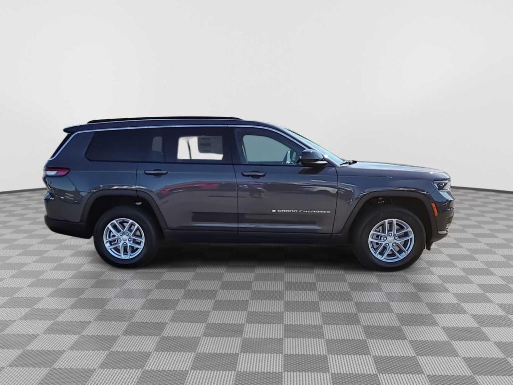 new 2025 Jeep Grand Cherokee L car, priced at $39,923