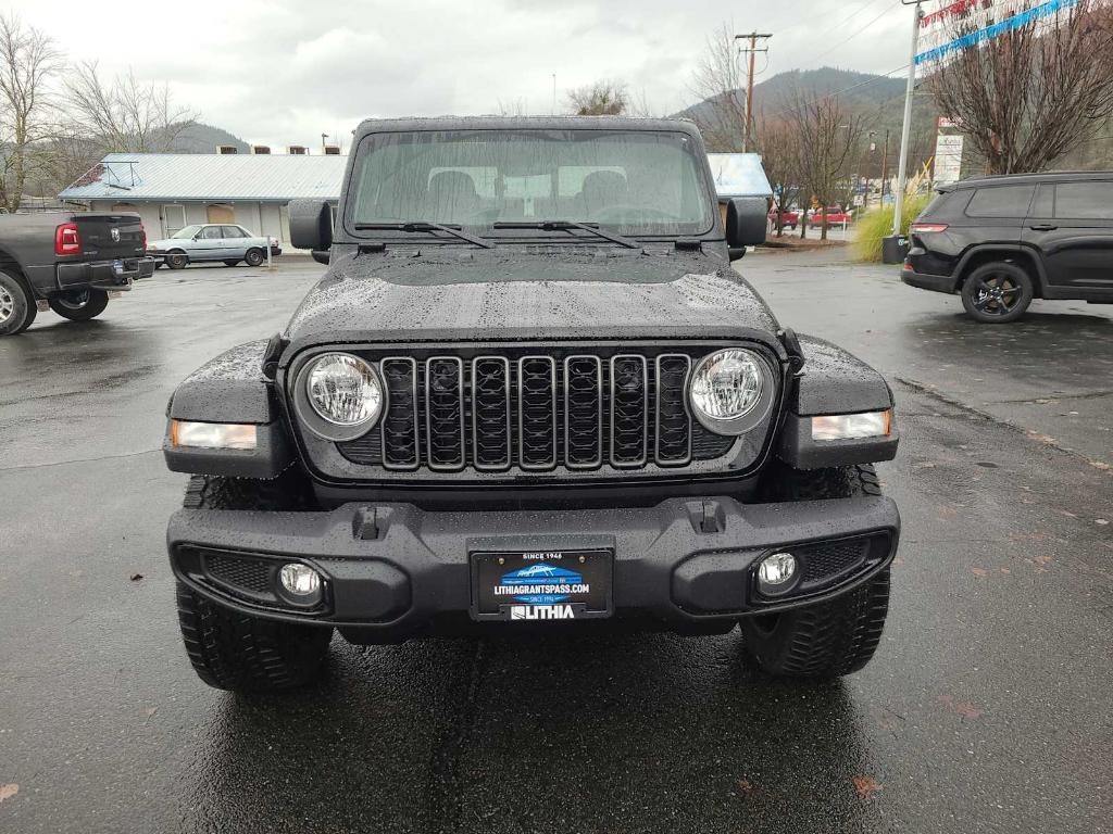 new 2025 Jeep Gladiator car, priced at $41,999